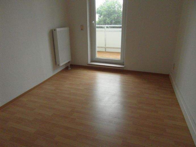 Helle 2-Raum-mit Balkon in Zeitz, 2. OG, 6712 Zeitz