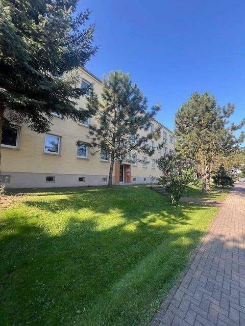 schöne 4-Raum Wohnung mit Balkon, 39397 Gröningen
