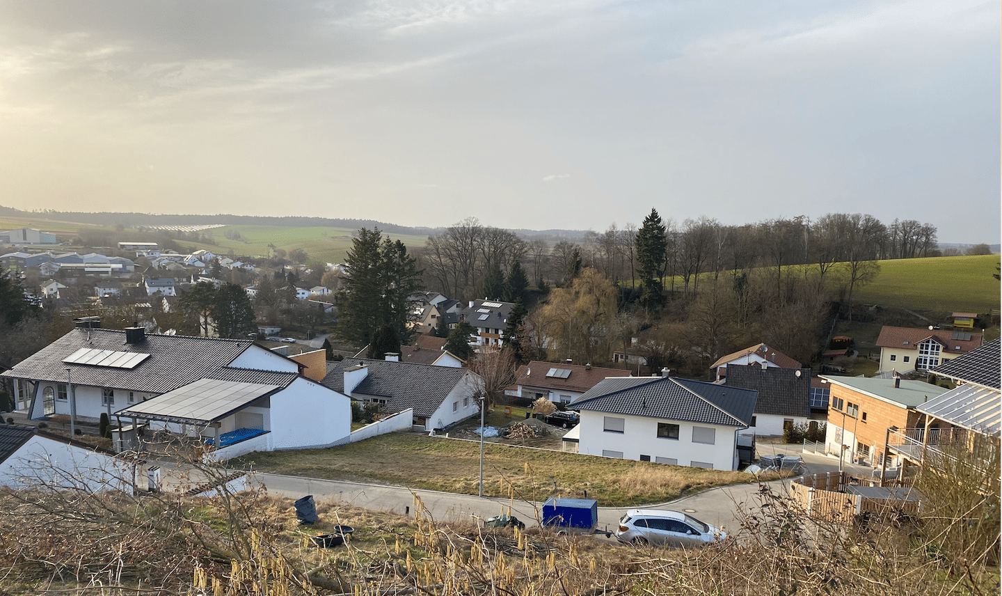 Grundstück mit traumhaftem Ausblick auf Bayerbach ohne Makler, 84092 Bayerbach b. Ergoldsbach