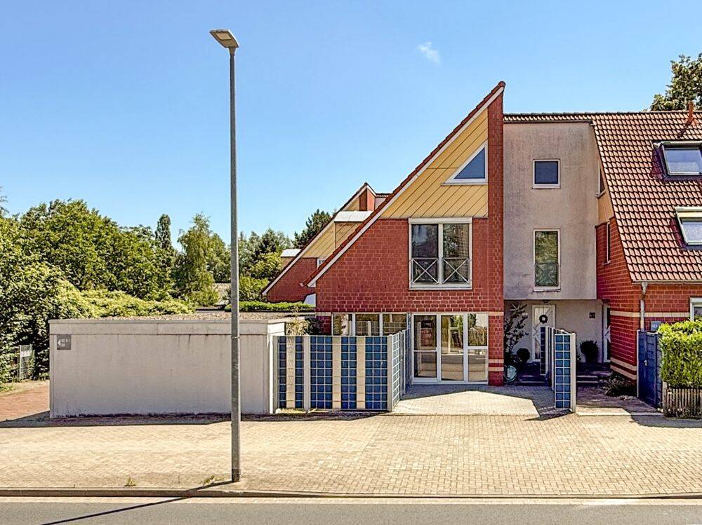 Charaktervolles Haus mit Teilkeller, Spitzboden und geschütztem Außenbereich!, 30659 Hannover