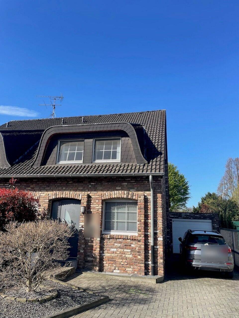 Moderne Doppelaushälfte in begehrter Lage von Übach-Palenberg, 52531 Übach-Palenberg