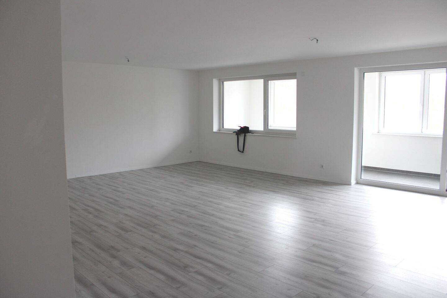 Schöne 3,5 Zimmer Mietwohnung mit Loggia im Zentr. Altenessen ca. 116m², 45329 Essen (Altenessen-Nord Karnap Vogelheim)