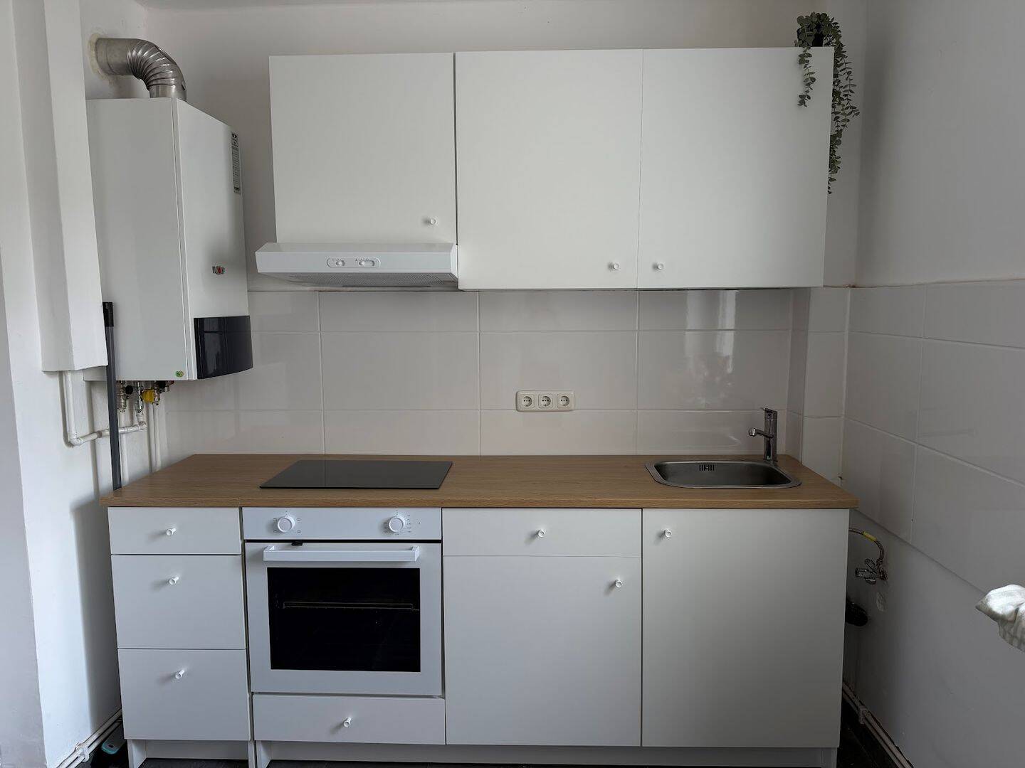 Gemütliche kleine Dachgeschosswohnung mit Einbauküche, 58095 Hagen (Hochschulviertel Mittelstadt Wehringhausen)