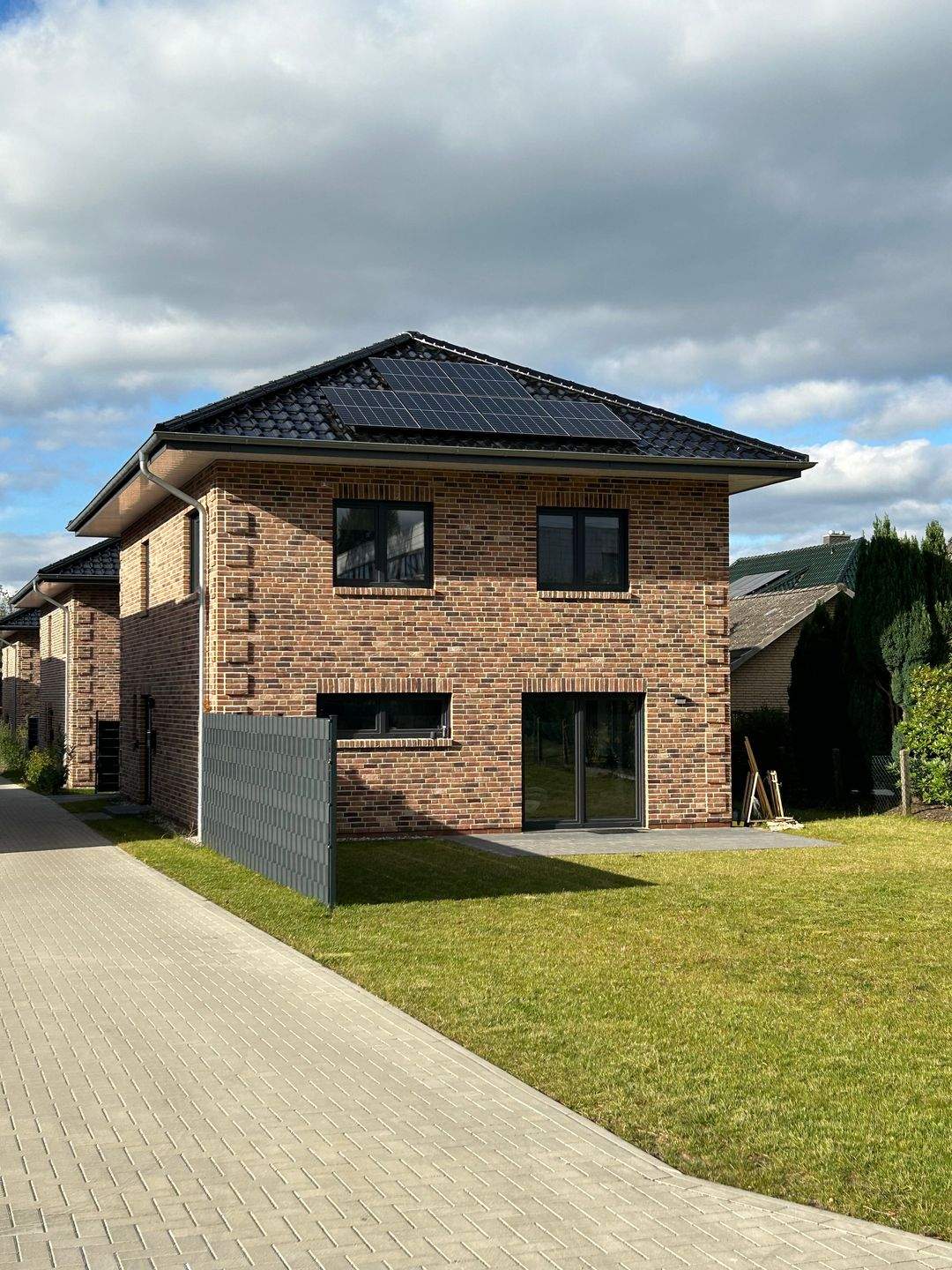KfW 55 EE Toskanavilla mit Photovoltaikanlage in Top Lage, 24558 Henstedt-Ulzburg
