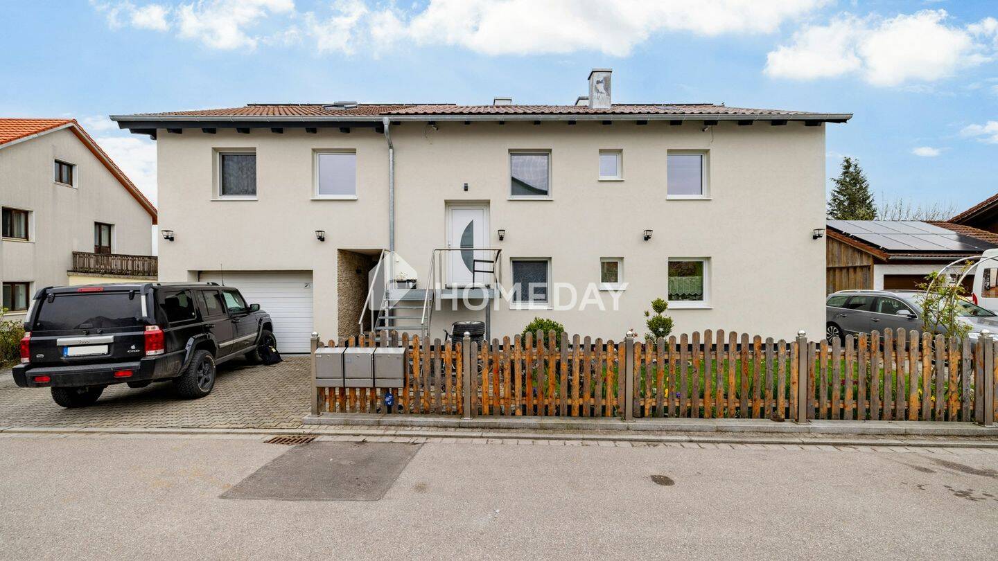 Saniertes MFH mit 3 Wohneinheiten, großzügigem Grundstück und vielseitigem Nutzungspotenzial, 84036 Kumhausen