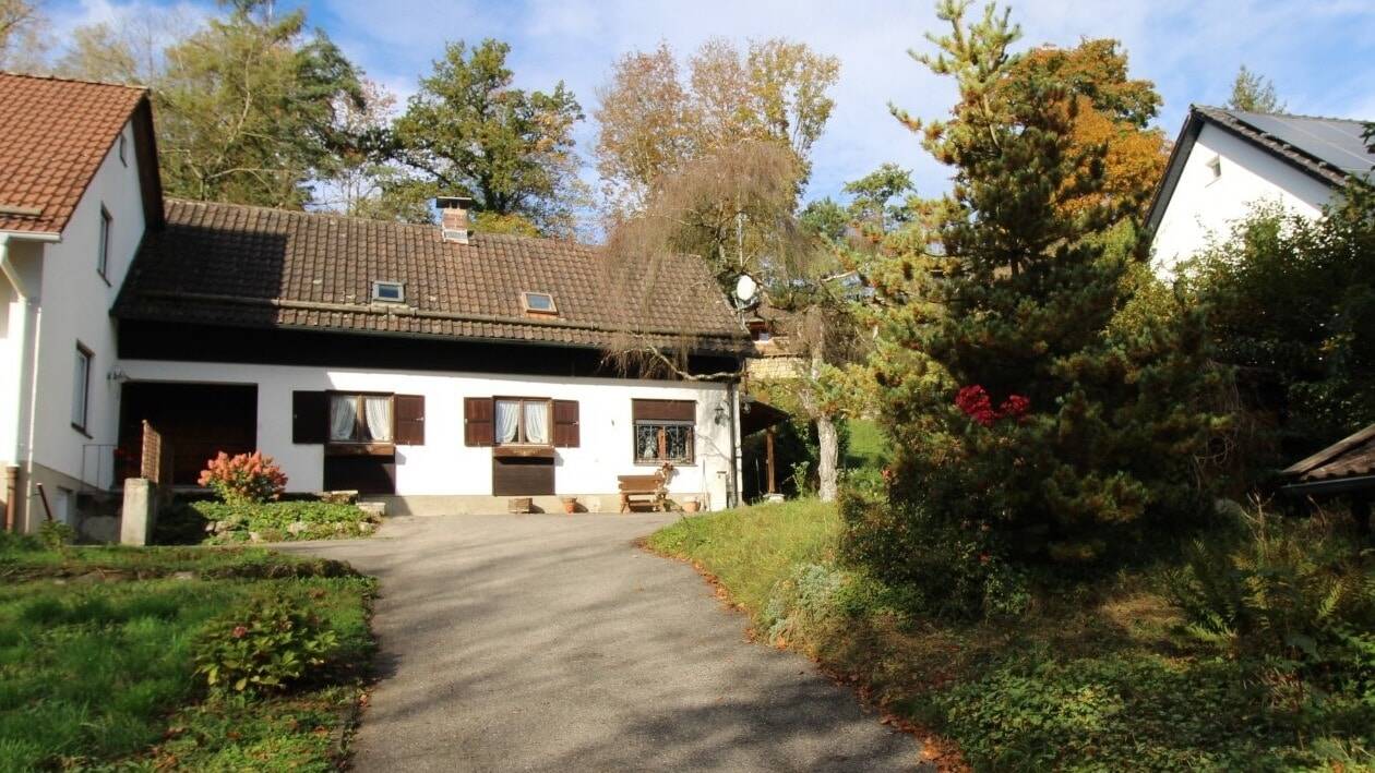 Idyllisches Grundstück mit Altbestand zur Sanierung / für Neubauprojekt, 85560 Ebersberg