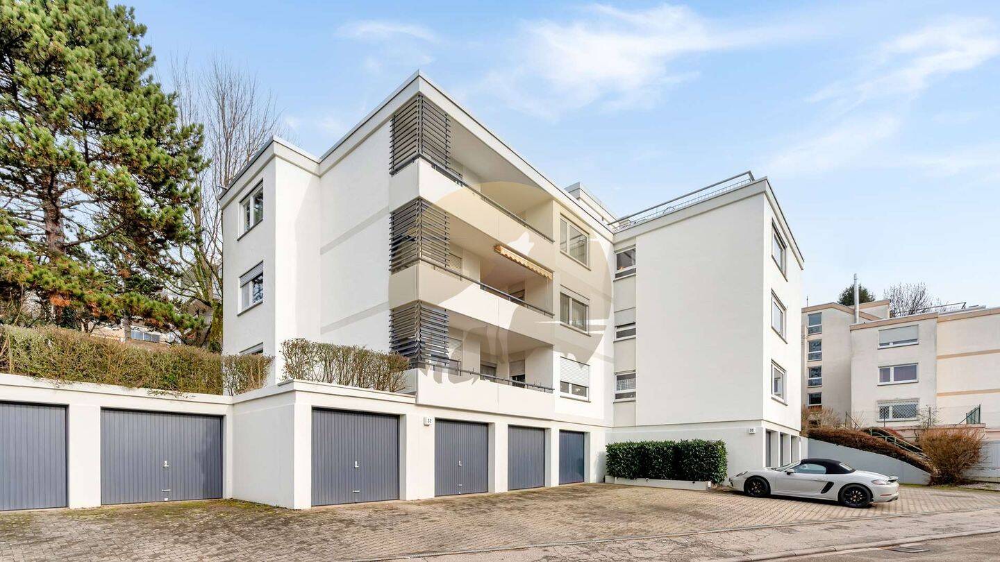 Helle 3,5-Zimmer-Wohnung mit Balkon und Aufzug in ruhiger Lage von Baden-Baden, 76532 Baden-Baden
