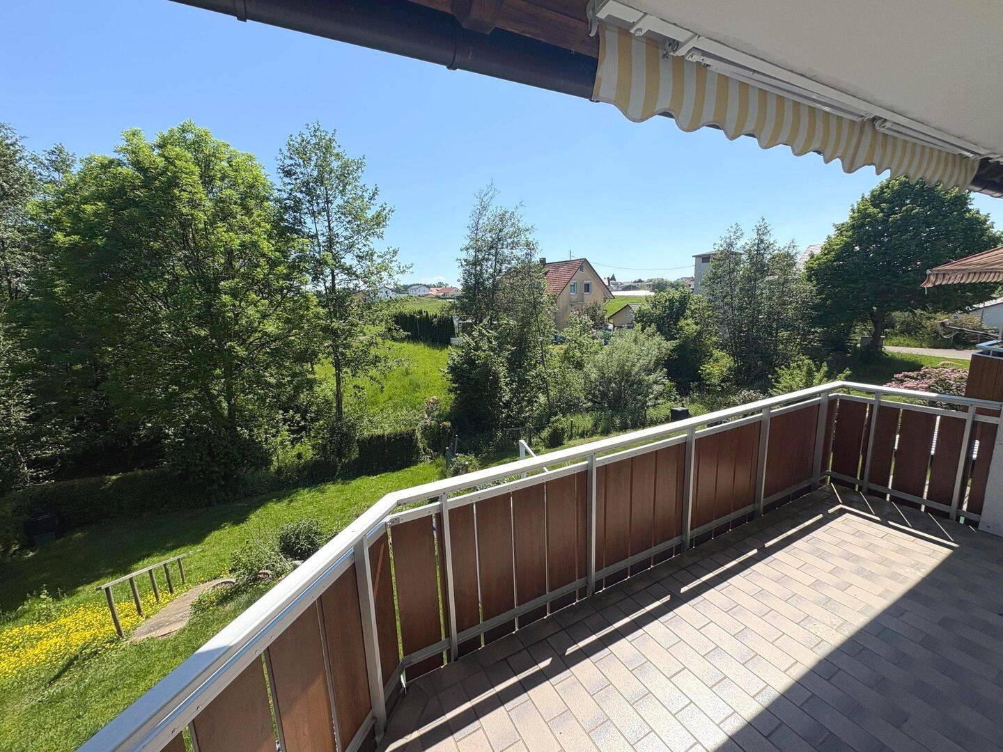 Helle Etagenwohnung mit herrlichem Blick ins Grüne, 88410 Bad Wurzach