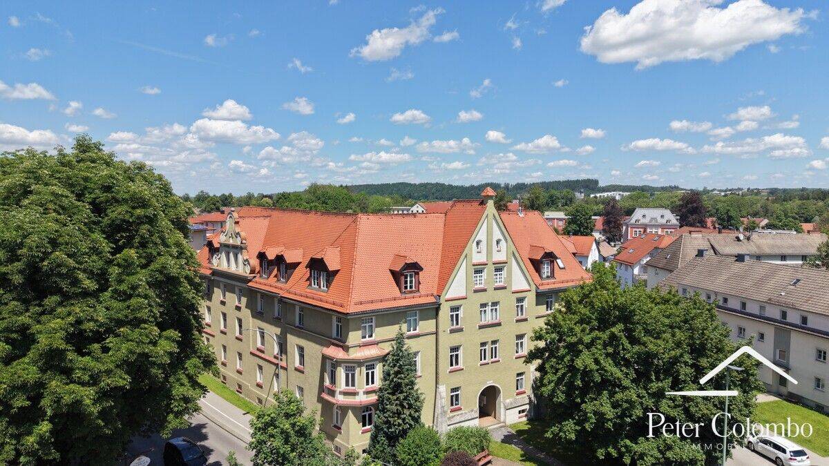 Altbaujuwel mit 2 Balkonen Charmante 2,5 Zimmer-Altbauwohnung im denkmalgeschützten Ensemble, 87600 Kaufbeuren