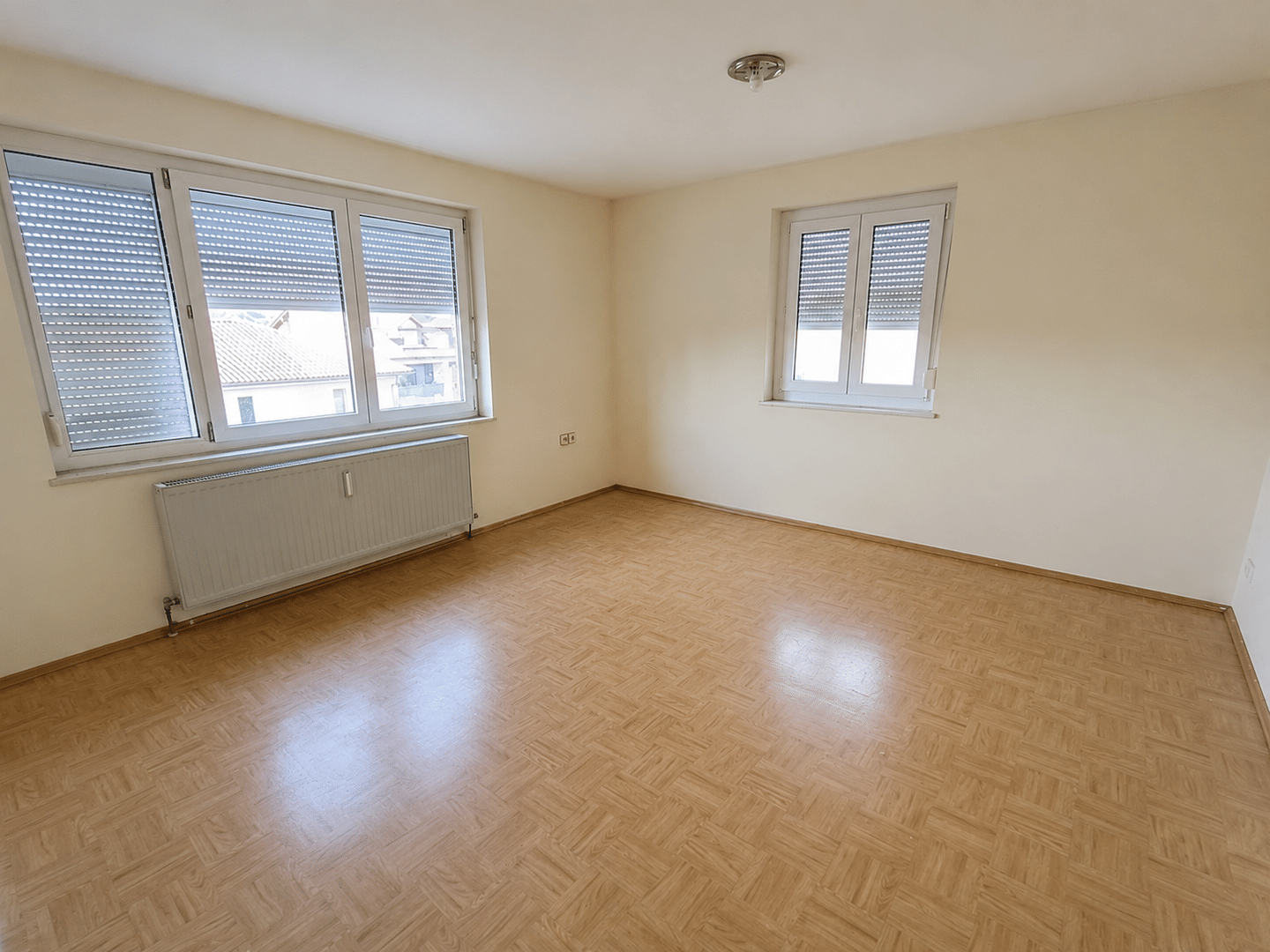 Freie 3-Zimmer-Wohnung mit Balkon und Garage – zweite Einheit optional verfügbar, 94036 Passau (Abraham Haidenhof-Nord Haidenhof-Süd Heining Kohlbruck)