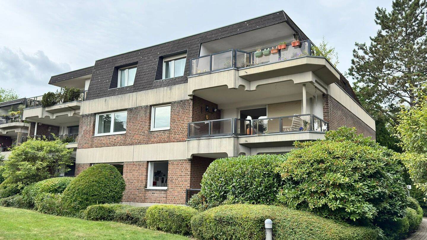 Urban wohnen, entspannt leben – großzügige Wohnung mit 3 Schlafzimmern und Aufzug, 45133 Essen (Bredeney Rüttenscheid Schuir Stadtwald)