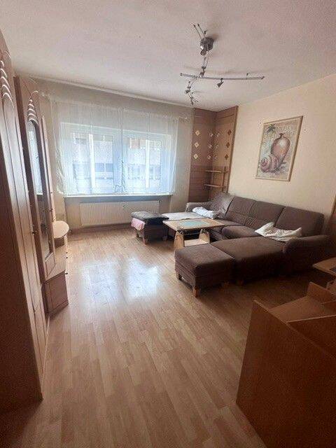 Lichtdurchflutetes 4-Zimmer-Raumwunder zum Selbstgestalten in Nürnberg, 90443 Nürnberg