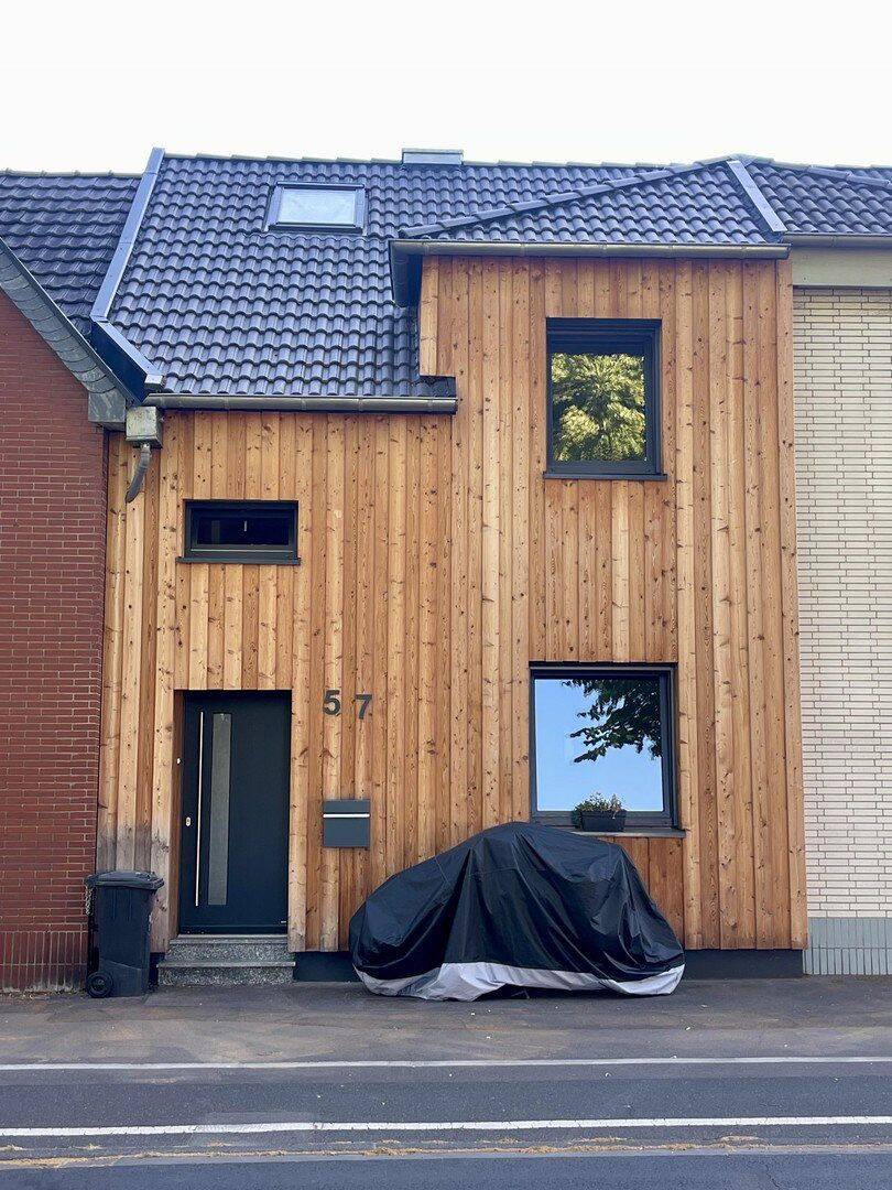 Helles, attraktives Einfamilienhaus in Frechen-Mitte | Kernsaniert | ab Sep | Provisionsfrei, 50226 Frechen