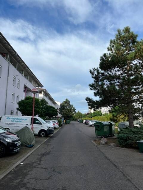 kleines Appartment-Wohnung mit Terrasse und Gartenanteil I 1-Zimmer I Einbauküche I Wannenbad, 4158 Leipzig (Güterverkehrszentrum Lindenthal Lützschena-Stahmeln Wiederitzsch)