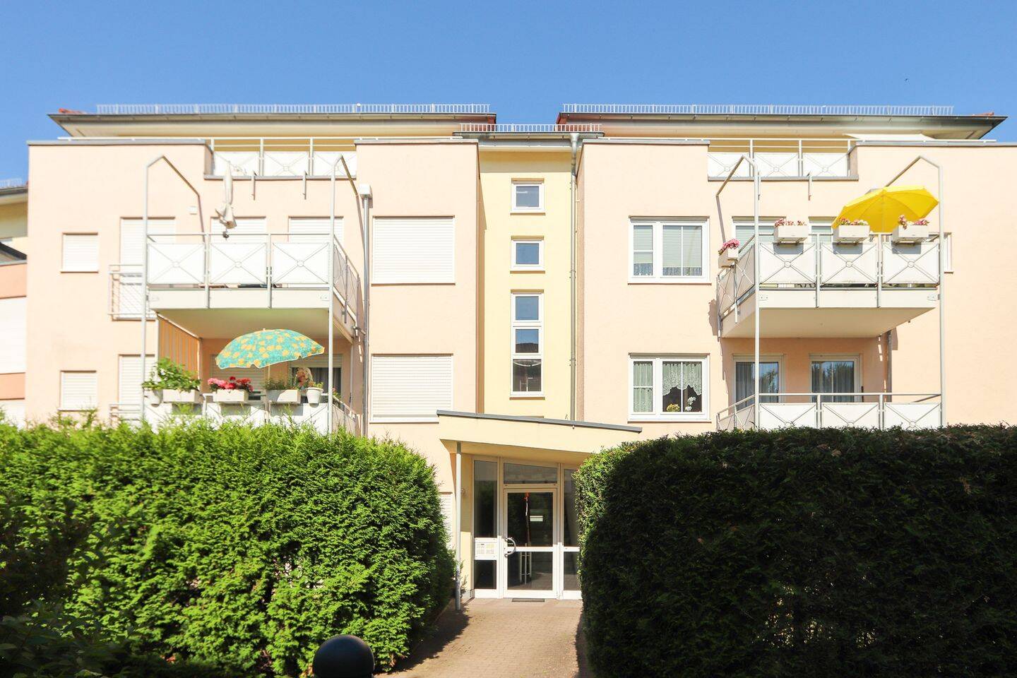 +++ Charmantes 1-Zimmer-Apartment mit Balkon und TG-Stellplatz im Herzen vom Preußischen Viertel +++, 1099 Dresden