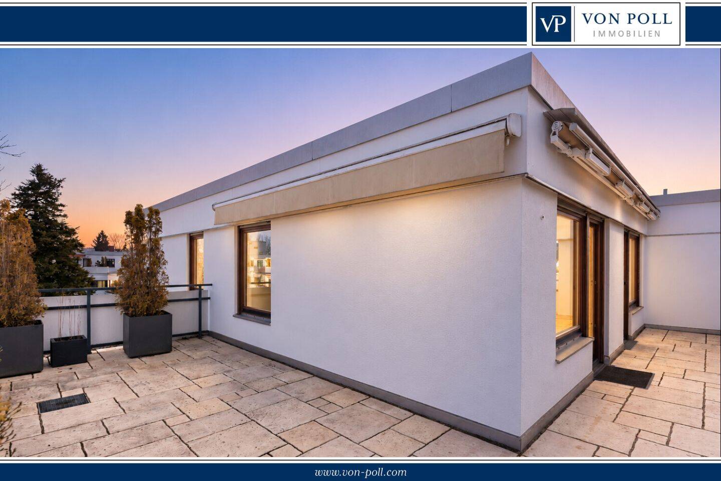 Obermenzing: Dachterrassenwohnung mit Penthouse-Charakter und Entwicklungsspielraum, 81247 München (Allach-Untermenzing Pasing-Obermenzing)