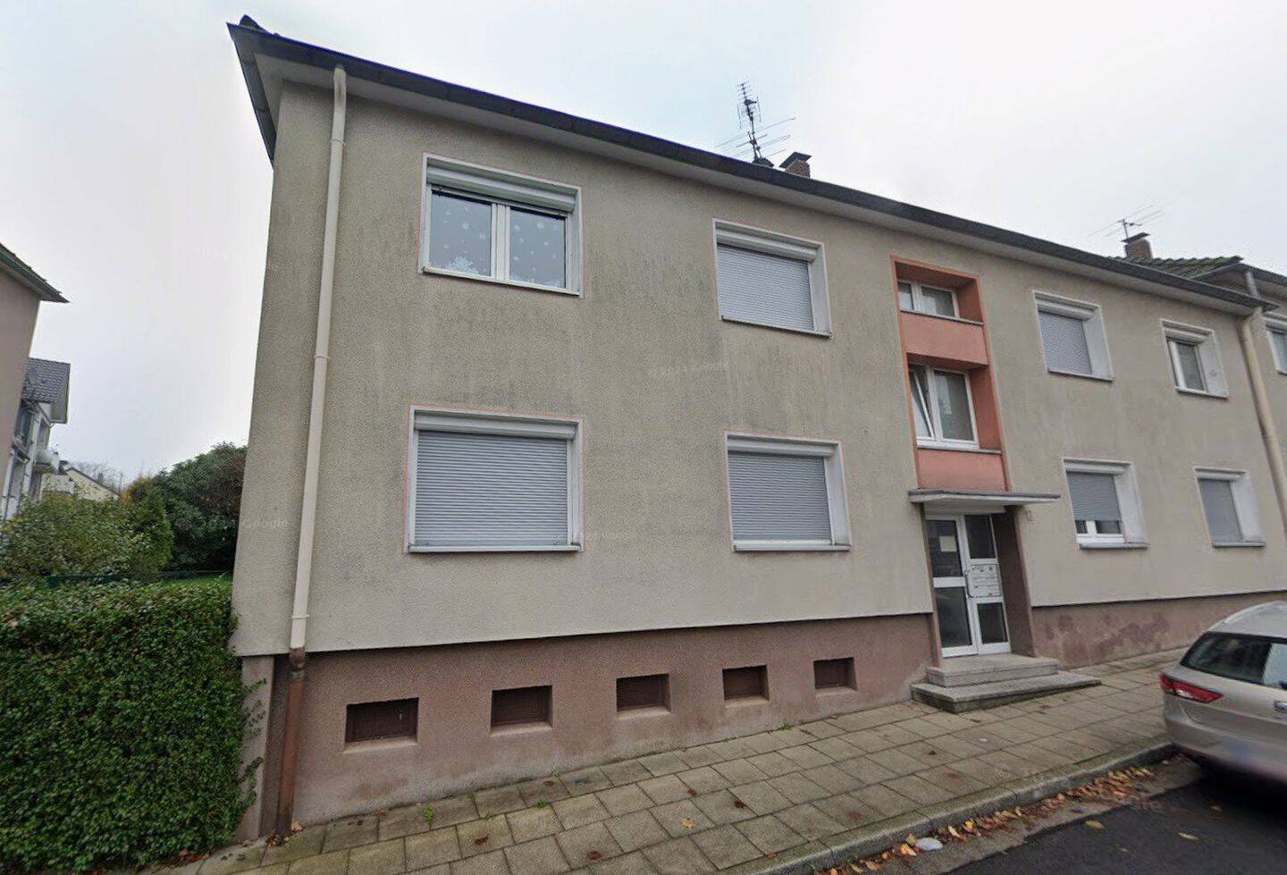 Sanierte 3,5-Zimmer-Erdgeschosswohnung in Essen-Frohnhausen, 45144 Essen (Frohnhausen)