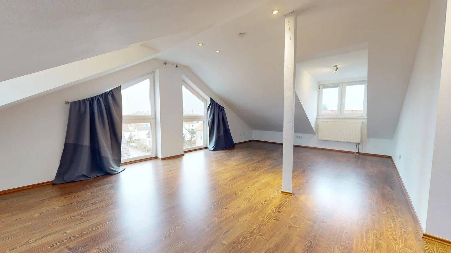 Lichtdurchflutete 3-Zi.-Whg. im Loftstil – ideal für Paare oder WG in Erlangen, 91056 Erlangen