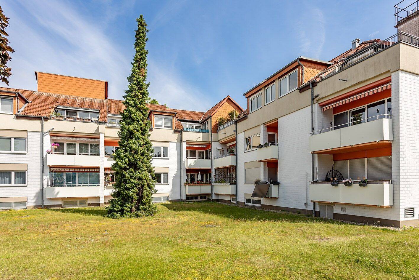 Helle Dachgeschosswohnung in ruhiger Wohnlage am Bullengraben, 13591 Berlin (Spandau Falkenhagener Feld Kolonie Gartenbauverein Staaken Staaken)