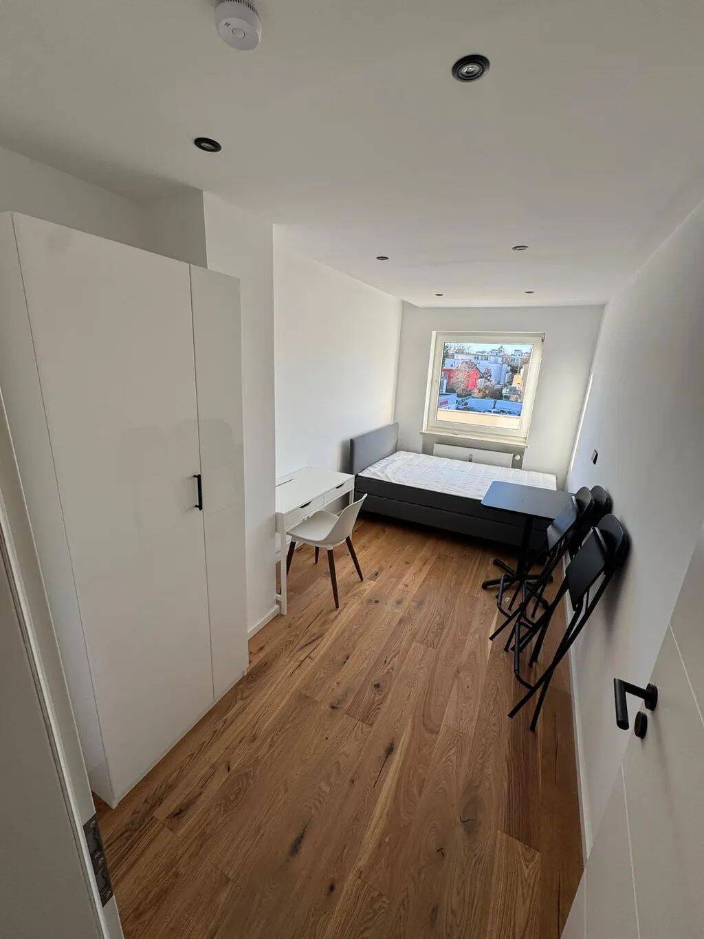 Attraktive 4er-WG mit 3 freien Zimmern – Pachemstraße 9 WE 4 / Zimmer 3, 81673 München (Berg am Laim)