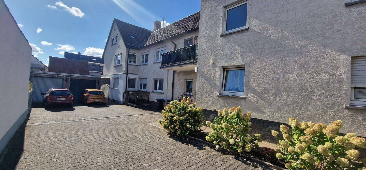 Vermietete XXL-4-Zi.-WE mit 2x Balkon und Gärtchen /Altstadt Götzenhain, 63303 Dreieich