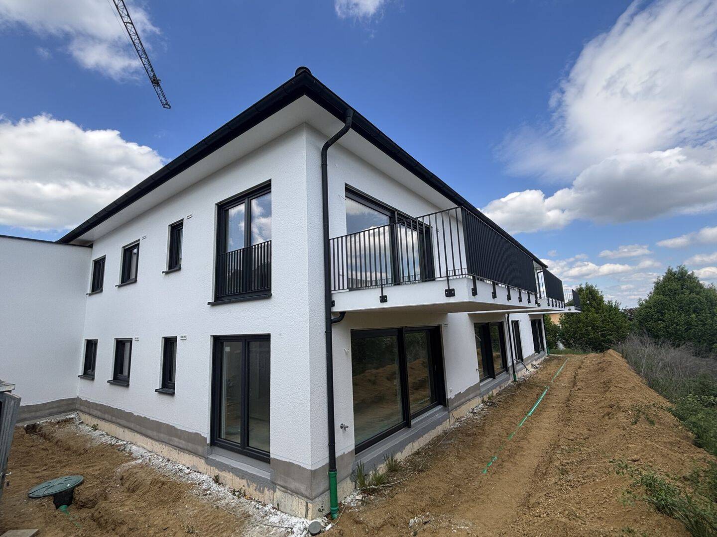 Letzte verfügbare Einheit – Moderne 3-Zimmer-Neubauwohnung mit Balkon in Hohenthann, 84098 Hohenthann
