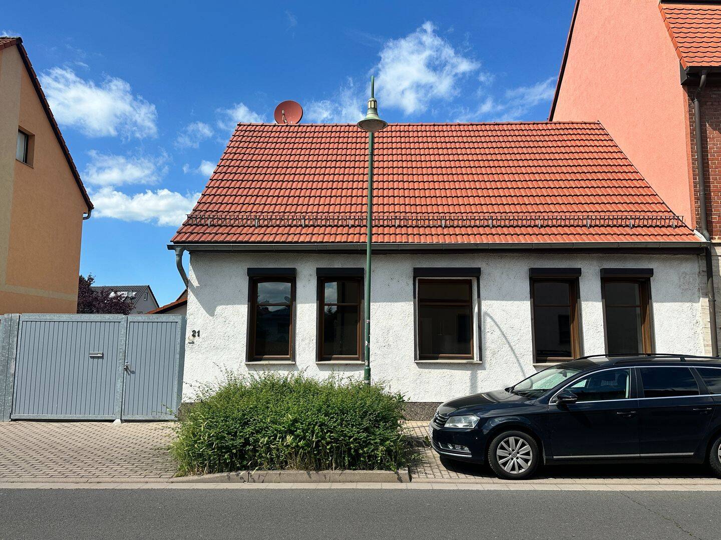Modernisiertes Reihenendhaus auf Top Grundstück in gefragter Lage von Erfurt, 99091 Erfurt (Berliner Platz Gispersleben Moskauer Platz Roter Berg)