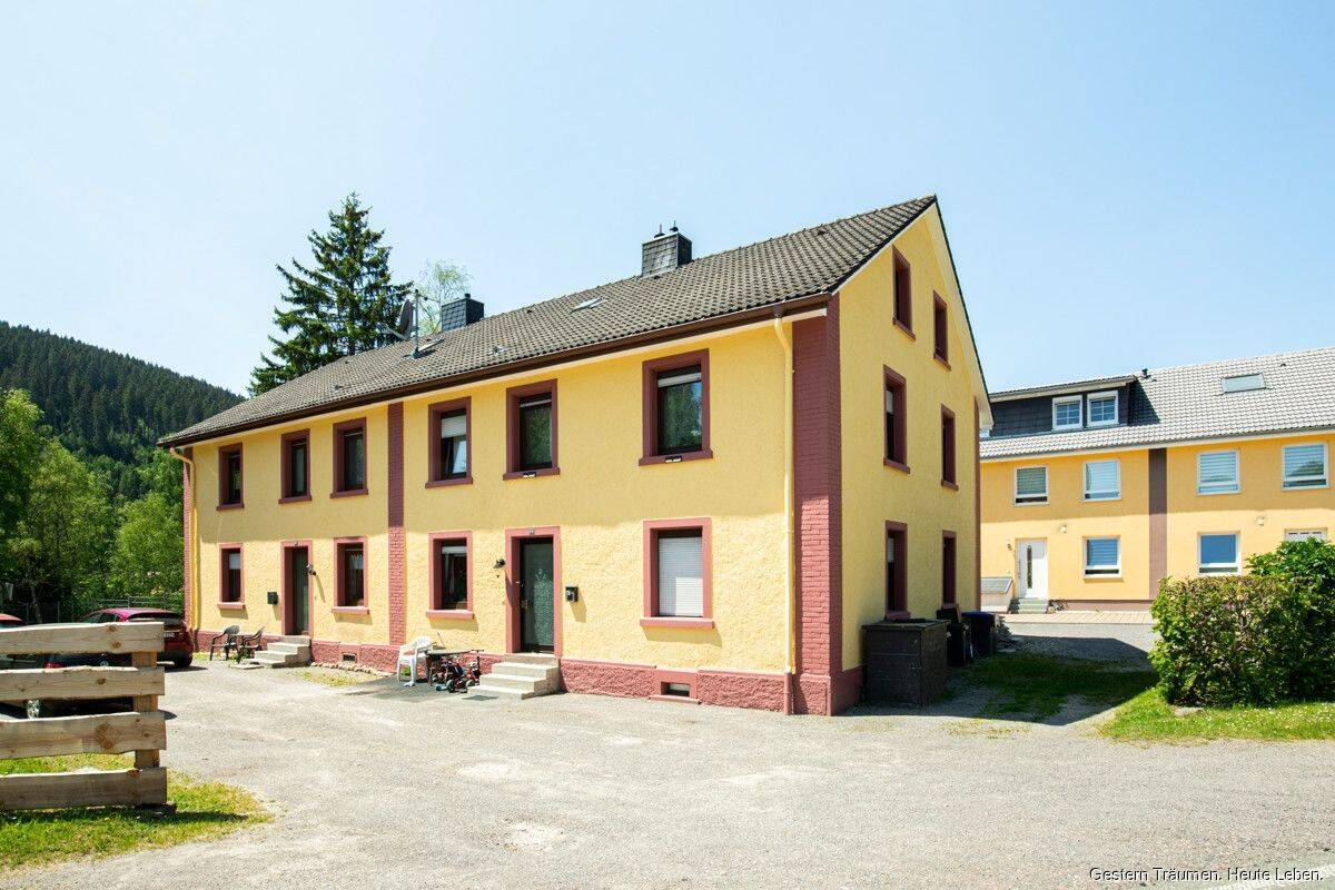Mehrfamilienhaus mit 4 Wohneinheiten in Titisee-Neustadt zu verkaufen, 79822 Titisee-Neustadt