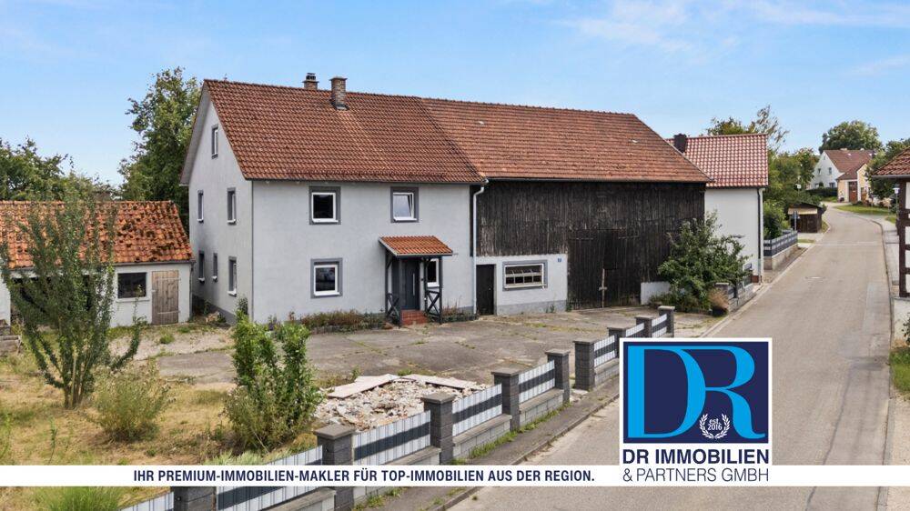 Einfamilienhaus mit großer Scheune, Garage und viel Platz in idyllischer Lage, 85110 Kipfenberg
