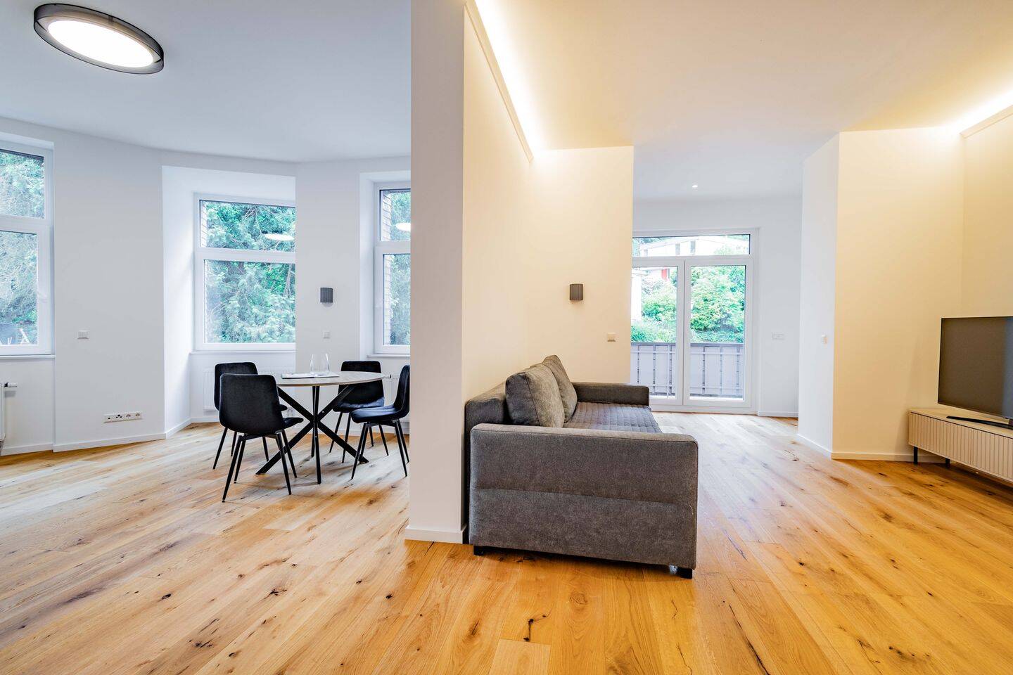 Ausblick Badenweiler * Saniertes und möbliertes 2-Zi-Apartment * Balkon * 60 qm, 79410 Badenweiler