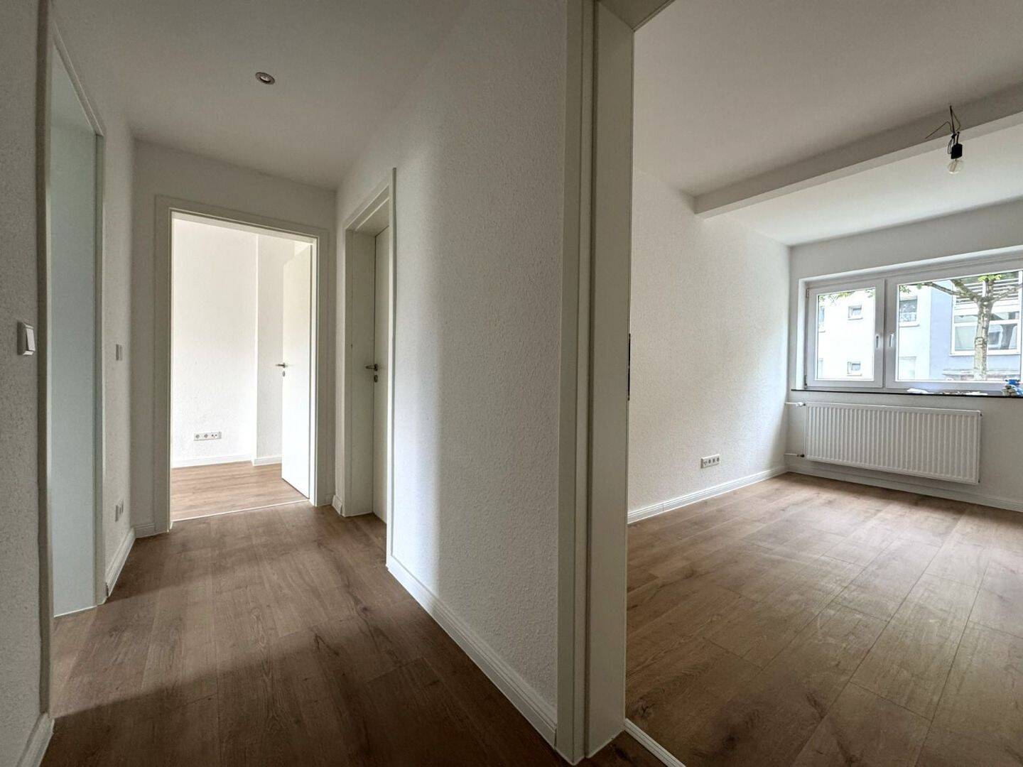 Loggia & 54.68 m² Wohnfläche: 3-Zimmer-Wohnung in Hildesheim, 31137 Hildesheim