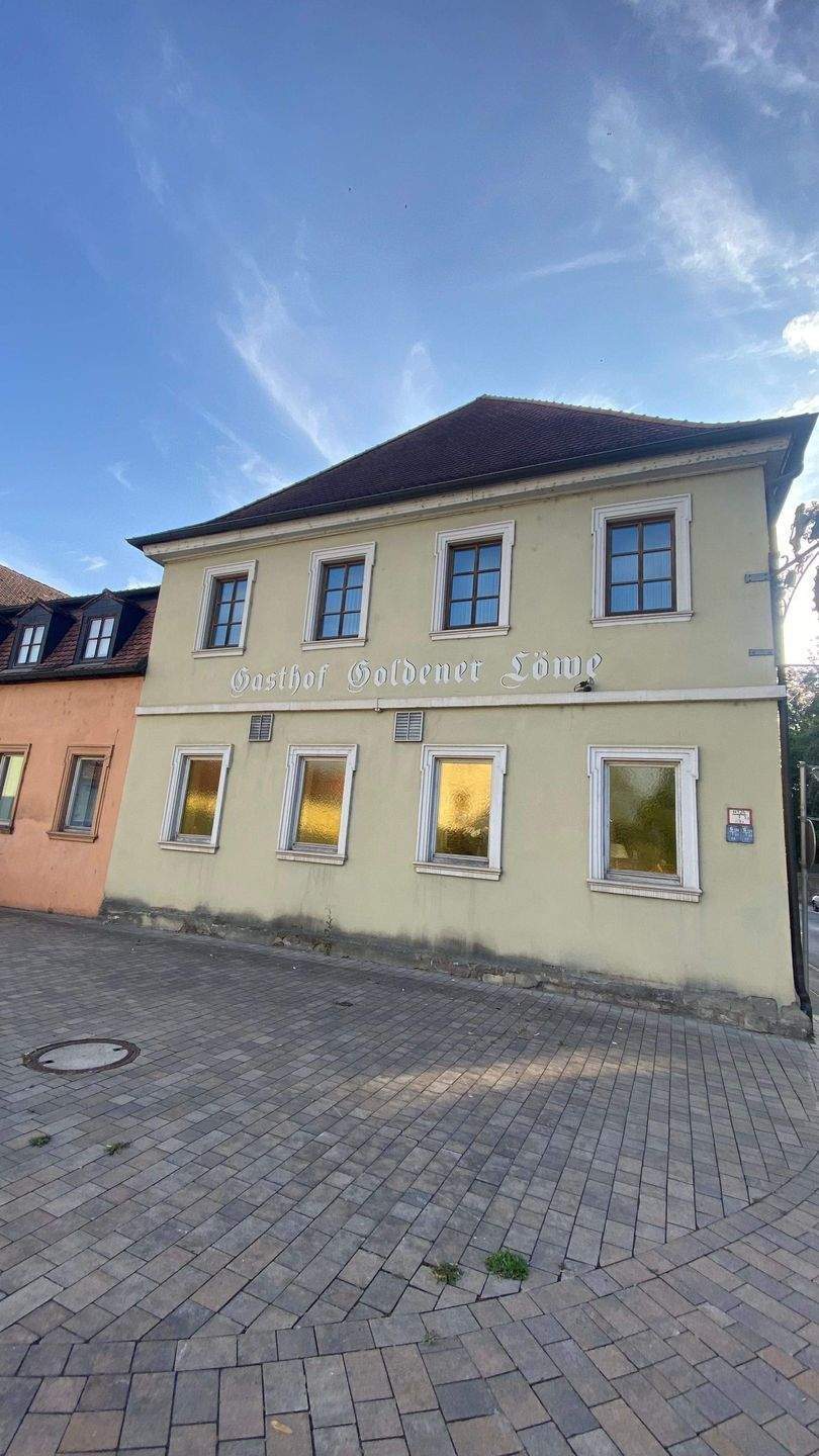 Denkmalgeschützes Gasthaus mit Biergarten, 97332 Volkach