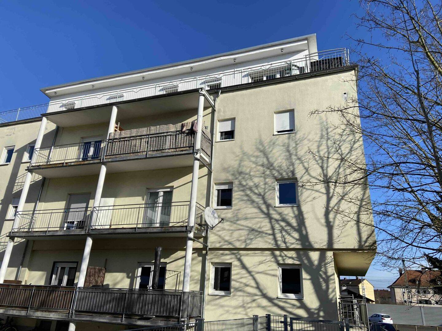 Bezugsfreie 3-Zi-OG Wohnung mit Einbauküche direkt am Nordbahnhof