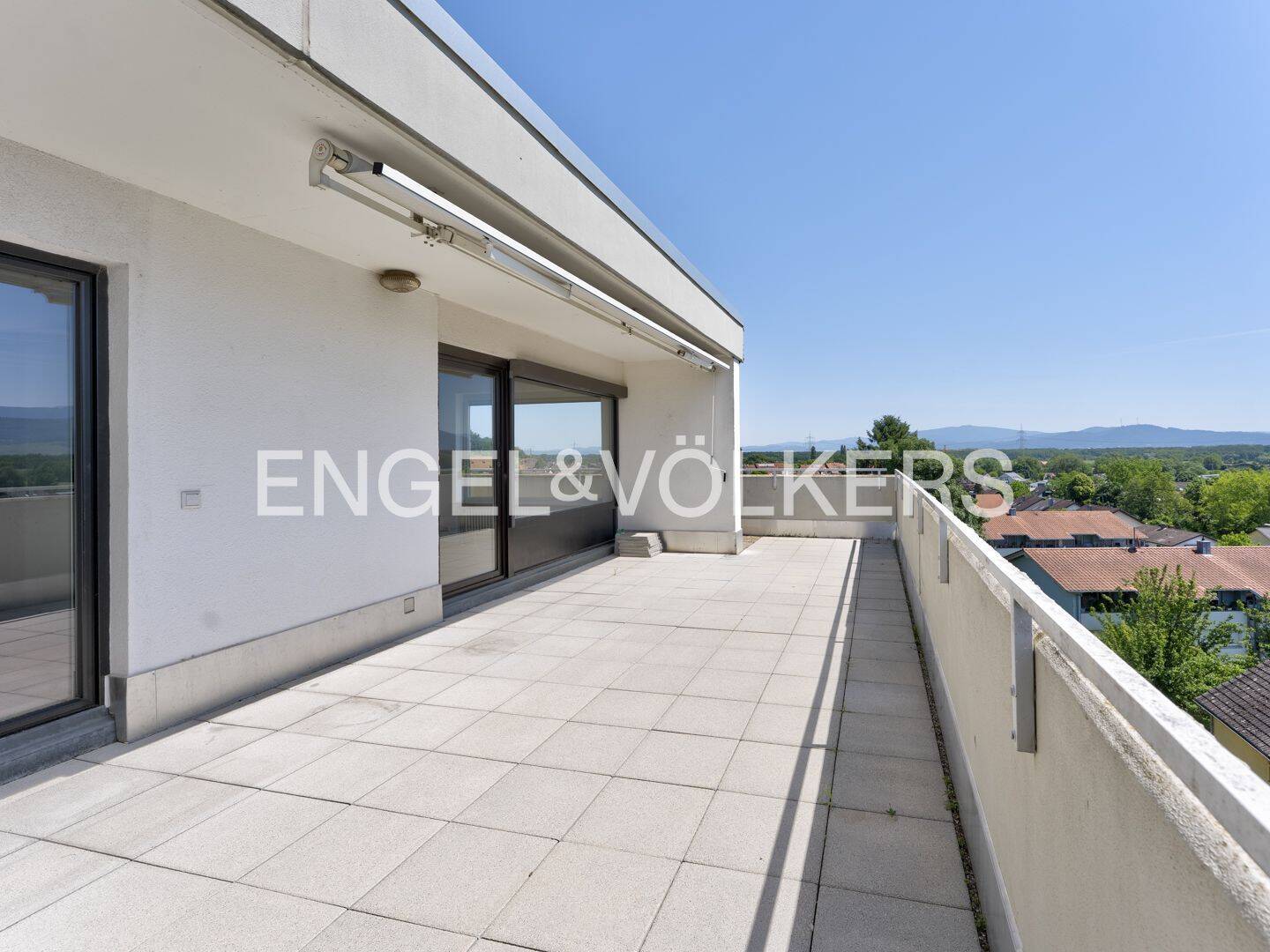 Wohnen auf höchstem Niveau – Penthouse in Freiburg i. Br., 79112 Freiburg im Breisgau (Munzingen Opfingen Tiengen Waltershofen)