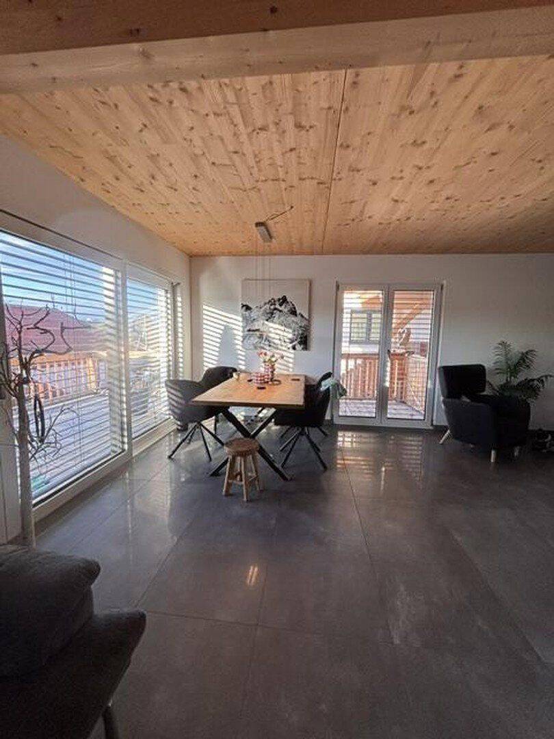 Neuwertige Doppelhaushälfte in Feldkirchen-Westerham – Baujahr 2024, Bergblick & Pool, 83620 Feldkirchen-Westerham