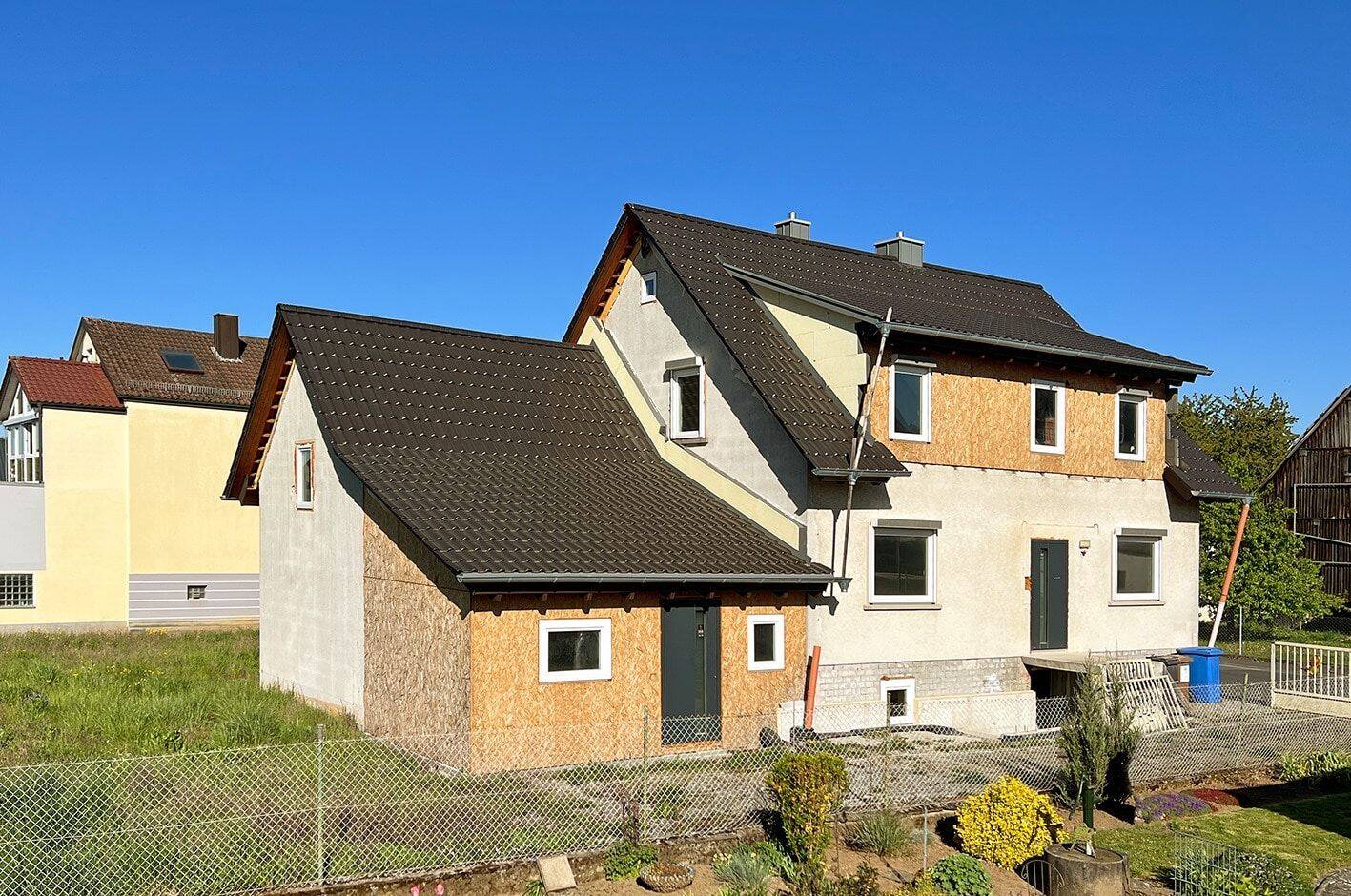 Attraktiver und entkernter Wohntraum – ideal als Ein-/Zweifamilienhaus oder zum Leben und Arbeiten unter einem Dach, 97517 Rannungen