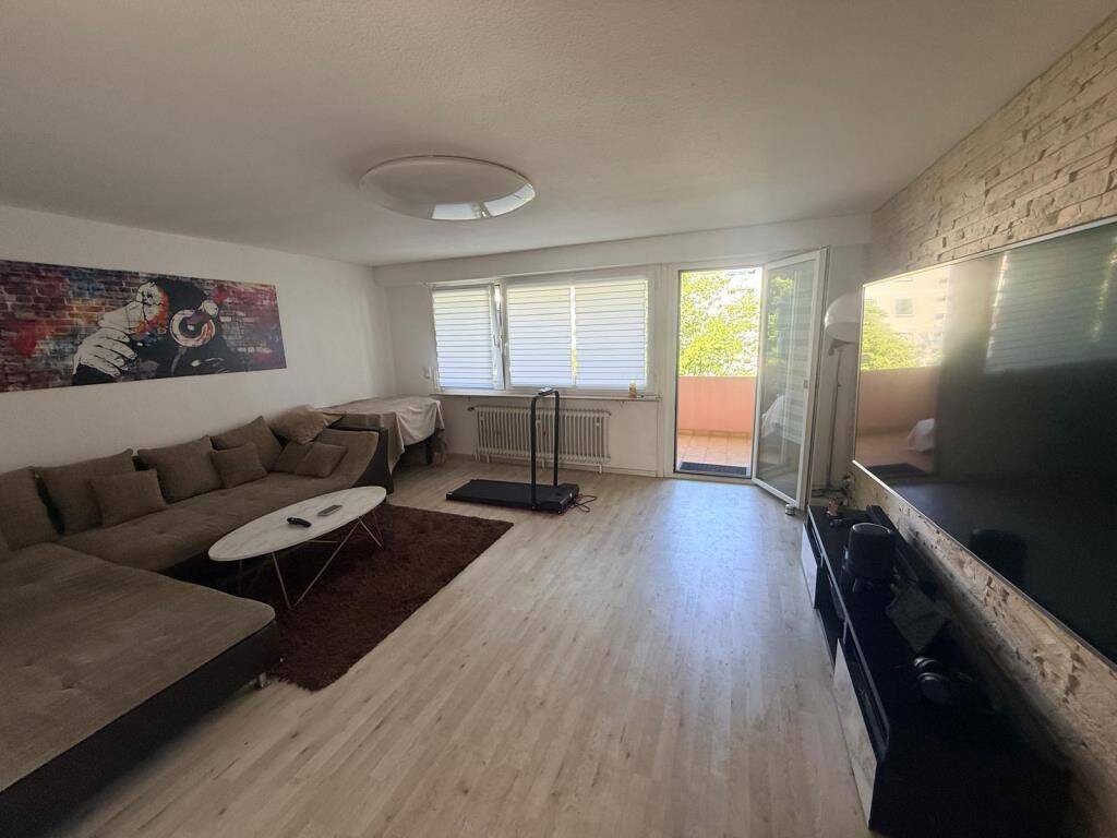 Sonnige 4-Zi-Wohnung mit Balkon und Garage, 78224 Singen (Hohentwiel)