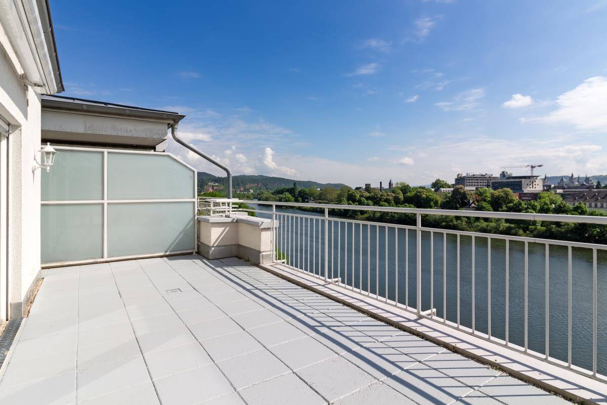 Wohnen mit tollem Moselblick-Attraktive Penthousewohnung mit eigenem Aufzugsausgang an der Mosel, 54294 Trier