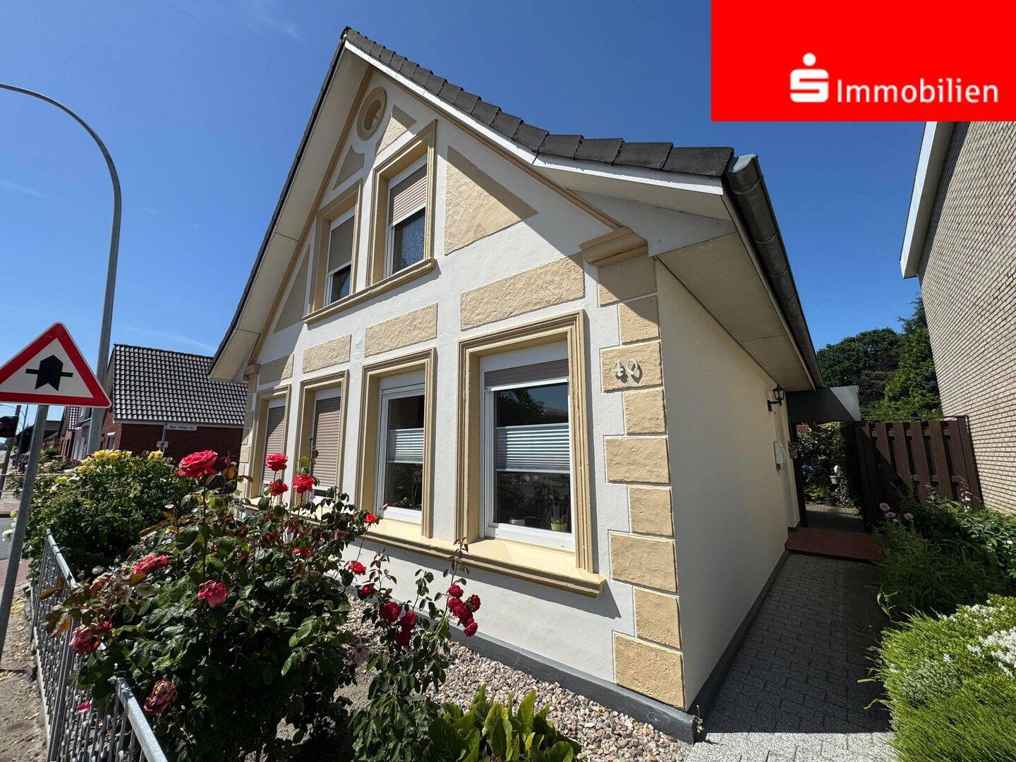 Gepflegtes Haus mit Garten in Marne, 25709 Marne