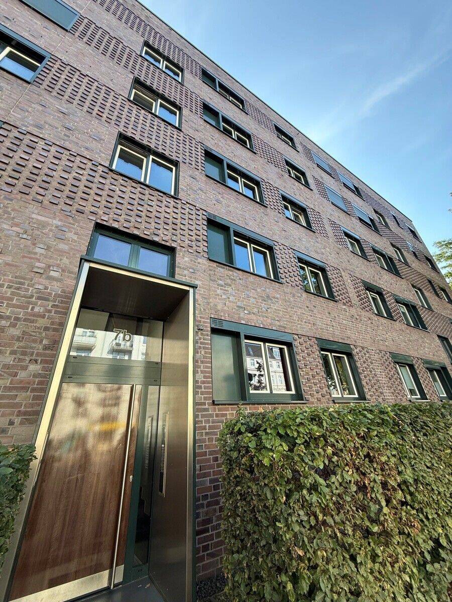 Hochwertig ausgestattete 4-Zimmerwohnung im Winterhuder Weg zu vermieten!, 22085 Hamburg (Hamburg-Nord Barmbek-Süd Uhlenhorst)