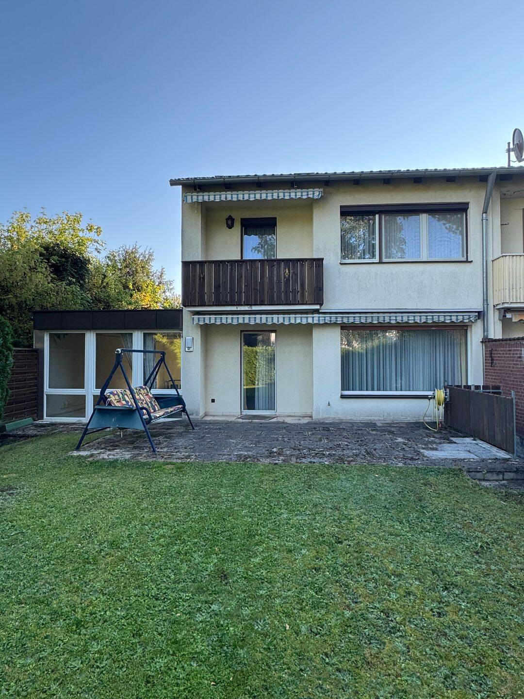 Traumhaft Wohnen in bester Wohngegend! REH,Reihenendhaus Mögeldorf Tiergarten mit Garten und Garage, 90480 Nürnberg (Gleißhammer Mögeldorf Tiergarten Weichselgarten Zerzabelshof)