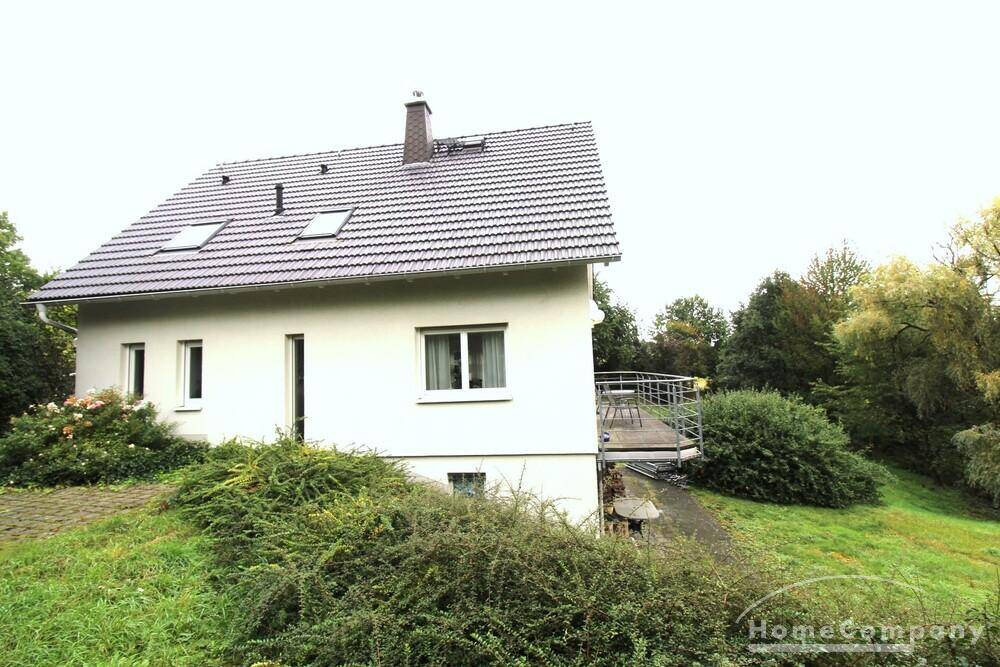 24990 HomeCompany Dresden Möbliert/Furnished Einfamilienhaus mit großem Grundstück in Dresden-Zaschendorf max. 8 Personen, 1328 Dresden