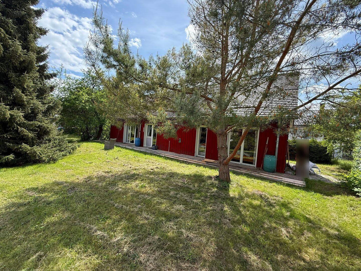 Wohnen in einer grünen Oase! Besonderes Haus mit Scheune und Garage in Bopfingen zu verkaufen!, 73441 Bopfingen