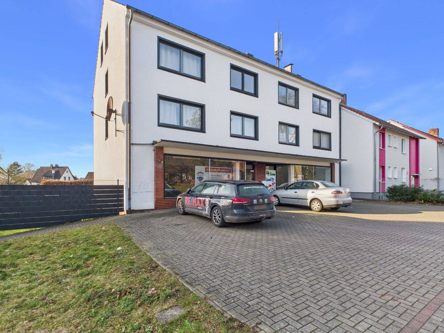 Mehrfamilienhaus mit 6 Wohnungen plus Gewerbe und Zusatzeinnahmen, 29683 Bad Fallingbostel