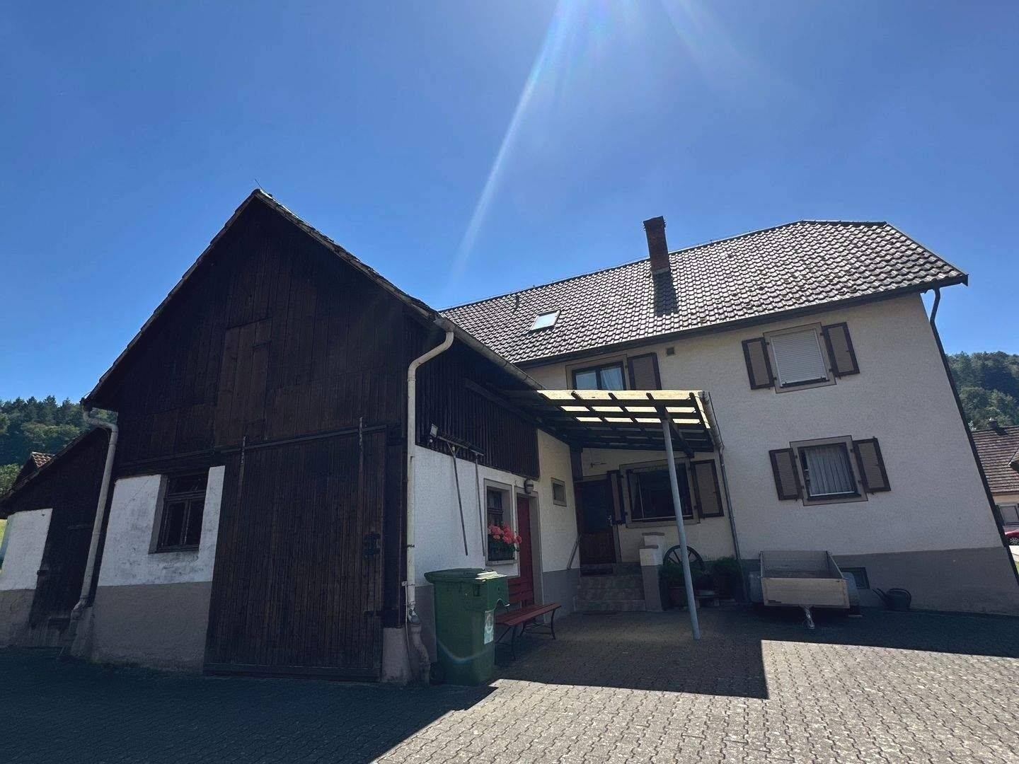 Historisches Anwesen mit Scheune und großem Entwicklungspotenzial in Ettenheimmünster!, 77955 Ettenheim