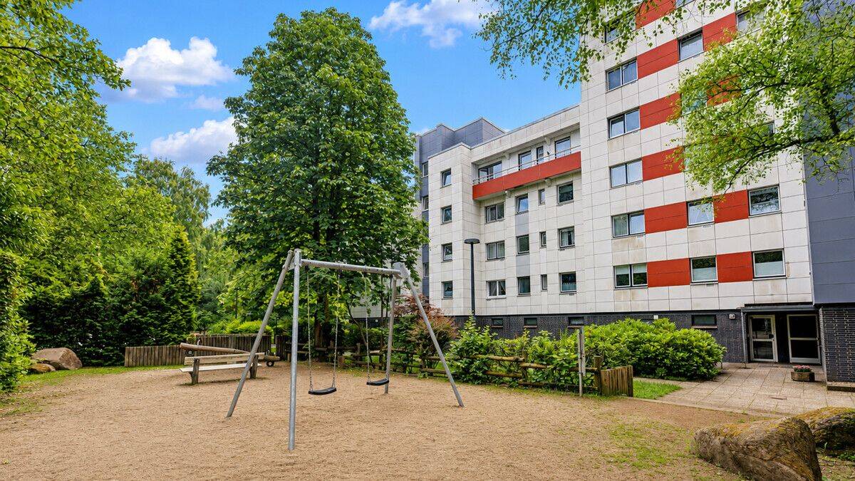 TOP moderne 3-Zimmer-Wohnung mit Balkon, 25421 Pinneberg