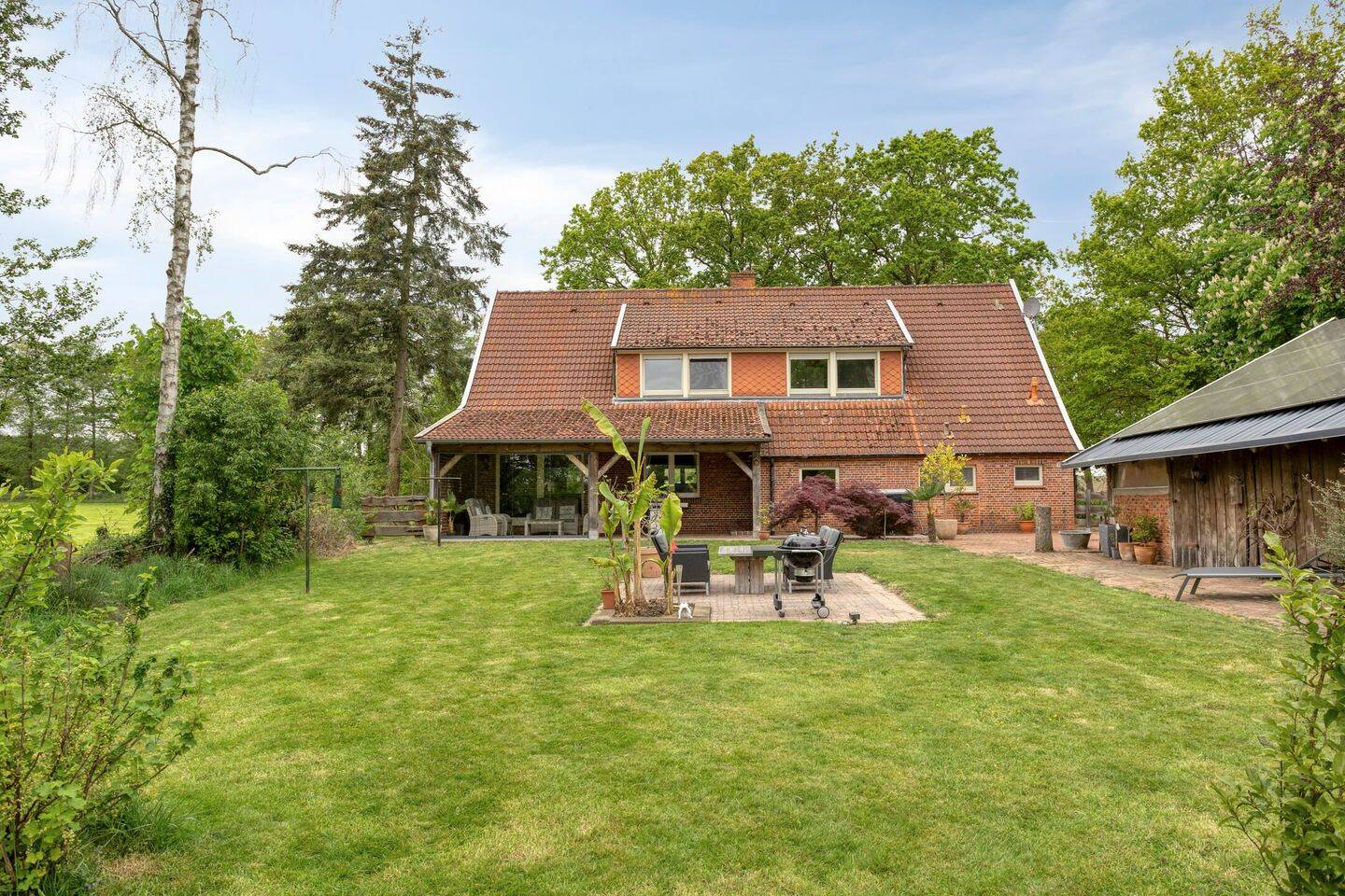 Haus, 6 Zimmer, 213 m², in Halle, 49843 Halle
