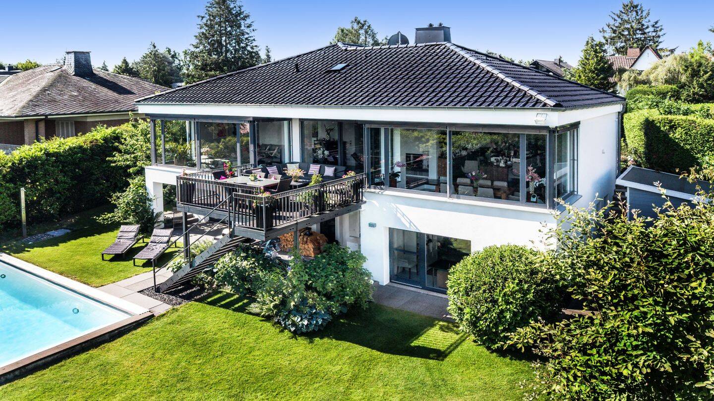 Modernes designorientiertes Einfamilienhaus mit Pool Toplage Bad Homburg, 61350 Bad Homburg v.d. Höhe
