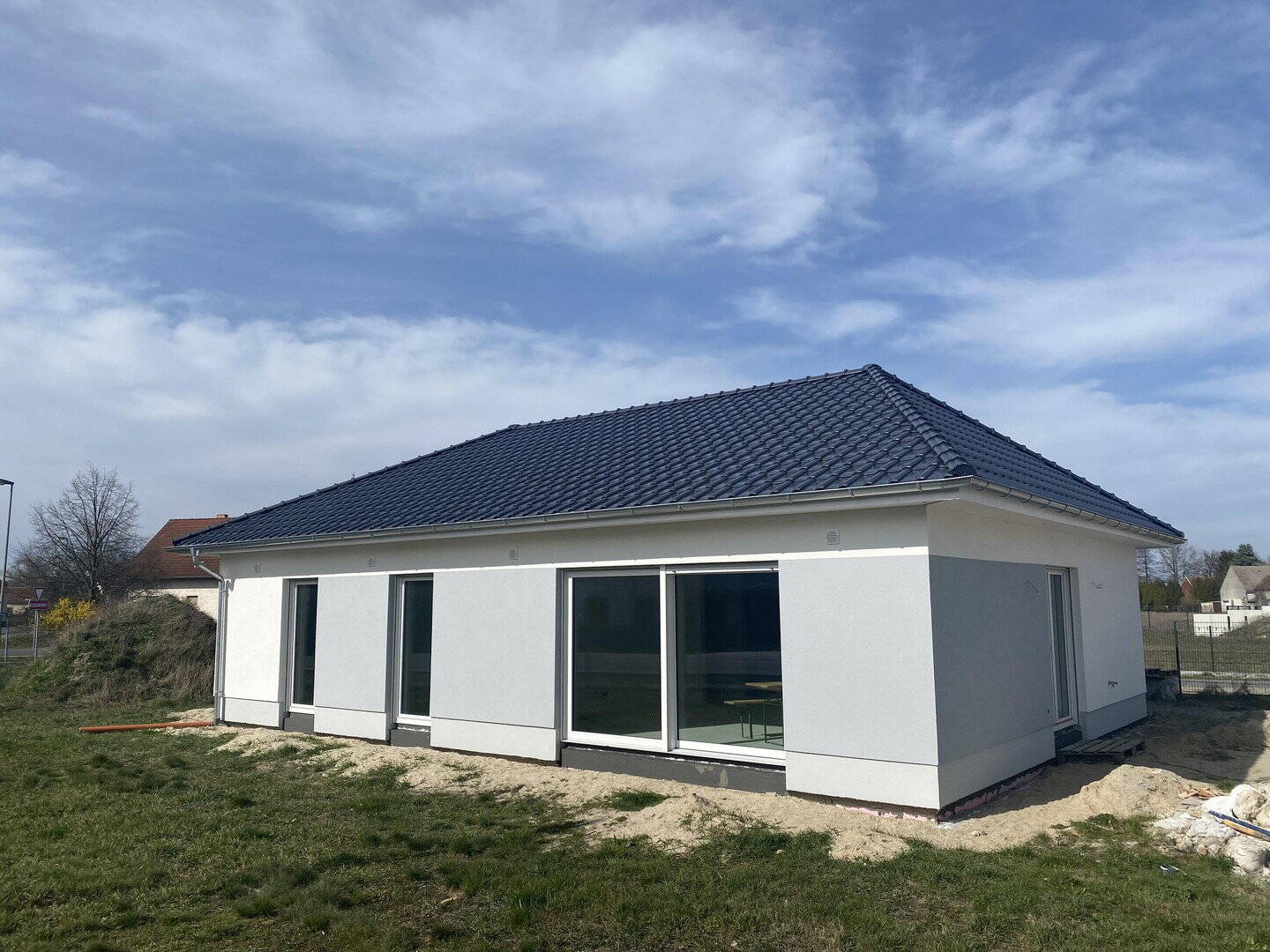 Preisreduziert, provisionsfrei, Charmanter Bungalow inkl. Grundstück in Sonnewalde-Münchhausen!, 3249 Sonnewalde