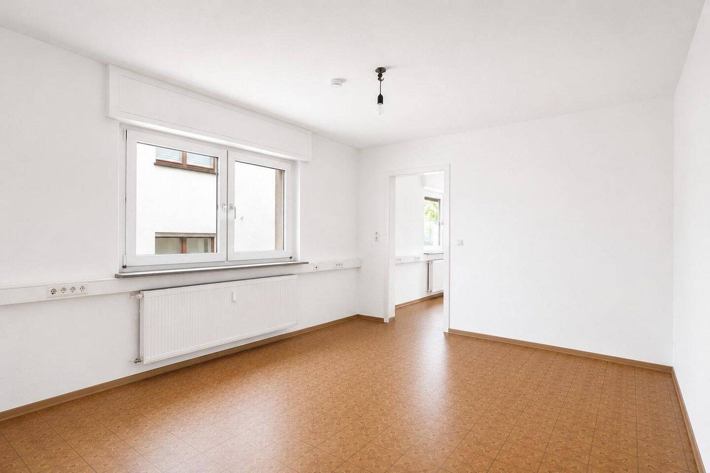 Frisch renovierte 3,5-Zimmerwohnung in Freigericht-Somborn – Einziehen und wohlfühlen, 63579 Freigericht